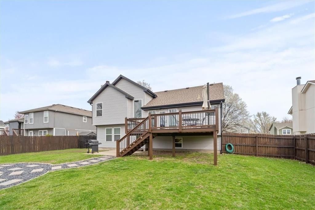 209 E Foxwood Drive — photo 27