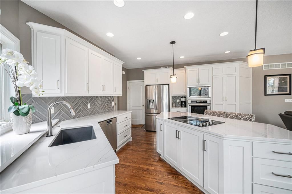 4243 W 150th Terrace — photo 11