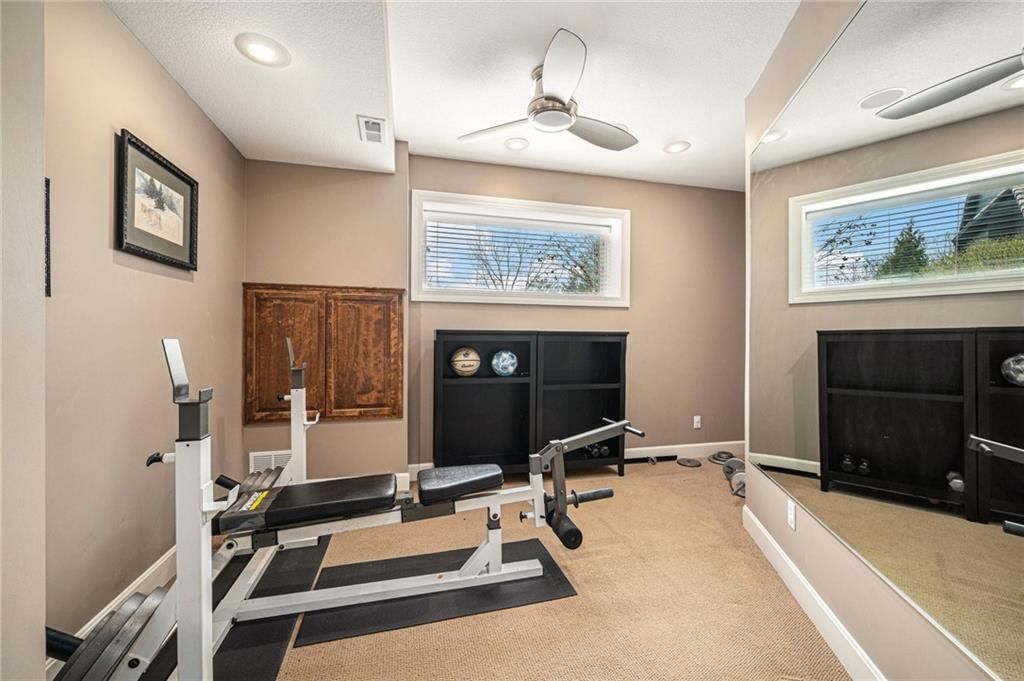 4243 W 150th Terrace — photo 32