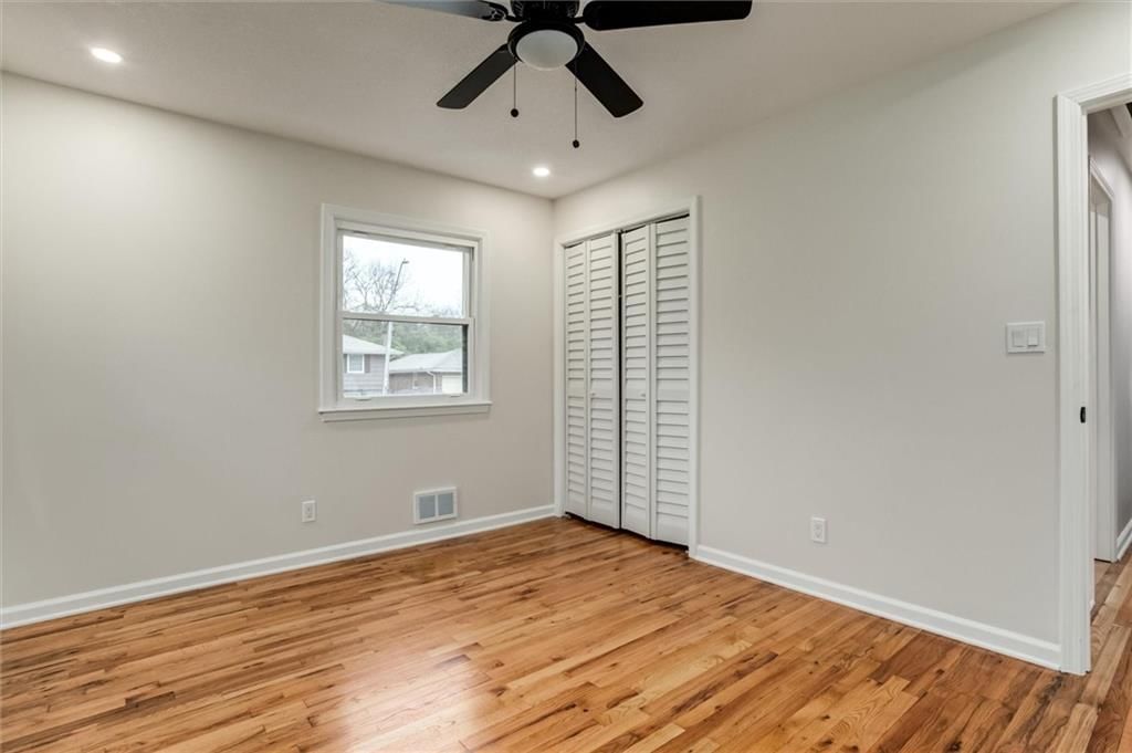 9400 White Avenue — photo 16