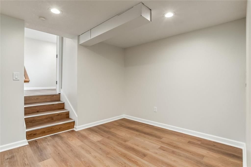 9400 White Avenue — photo 21