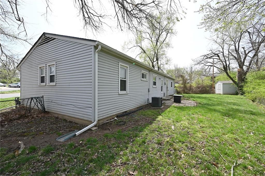 5142 N Corrington Avenue — photo 27