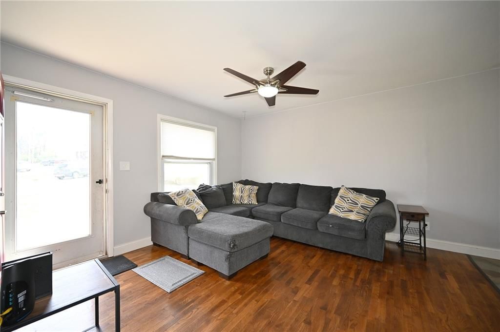 5142 N Corrington Avenue — photo 4