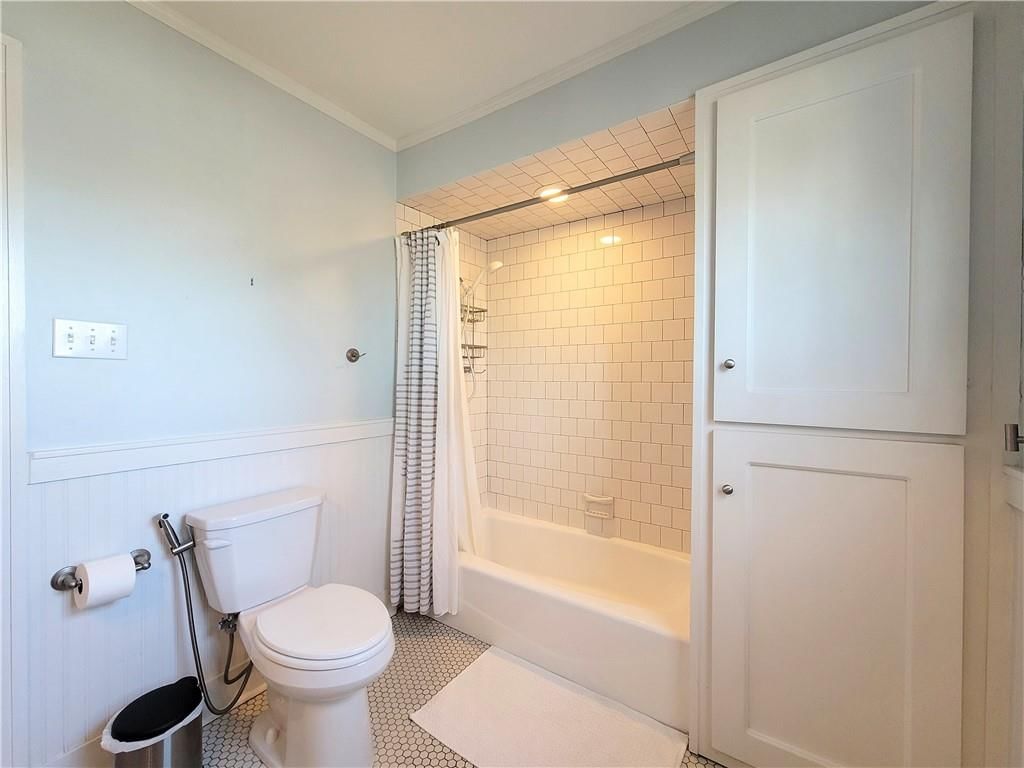 410 E 59th Street — photo 29