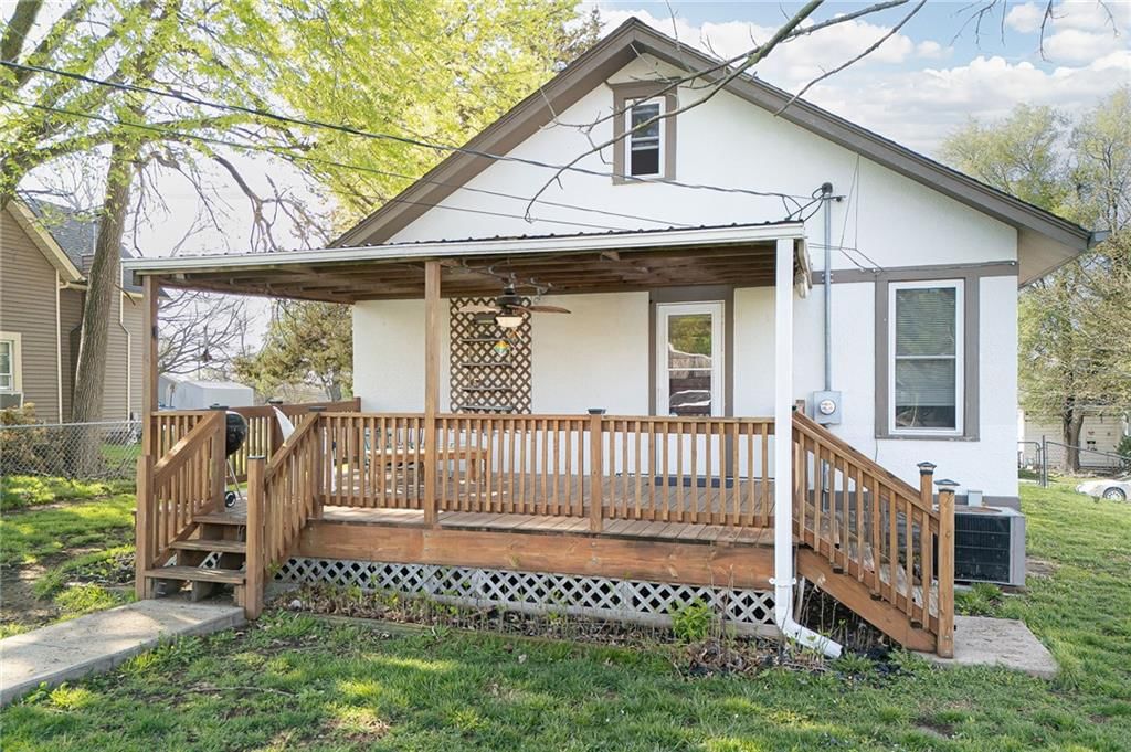 809 W William Street — photo 17