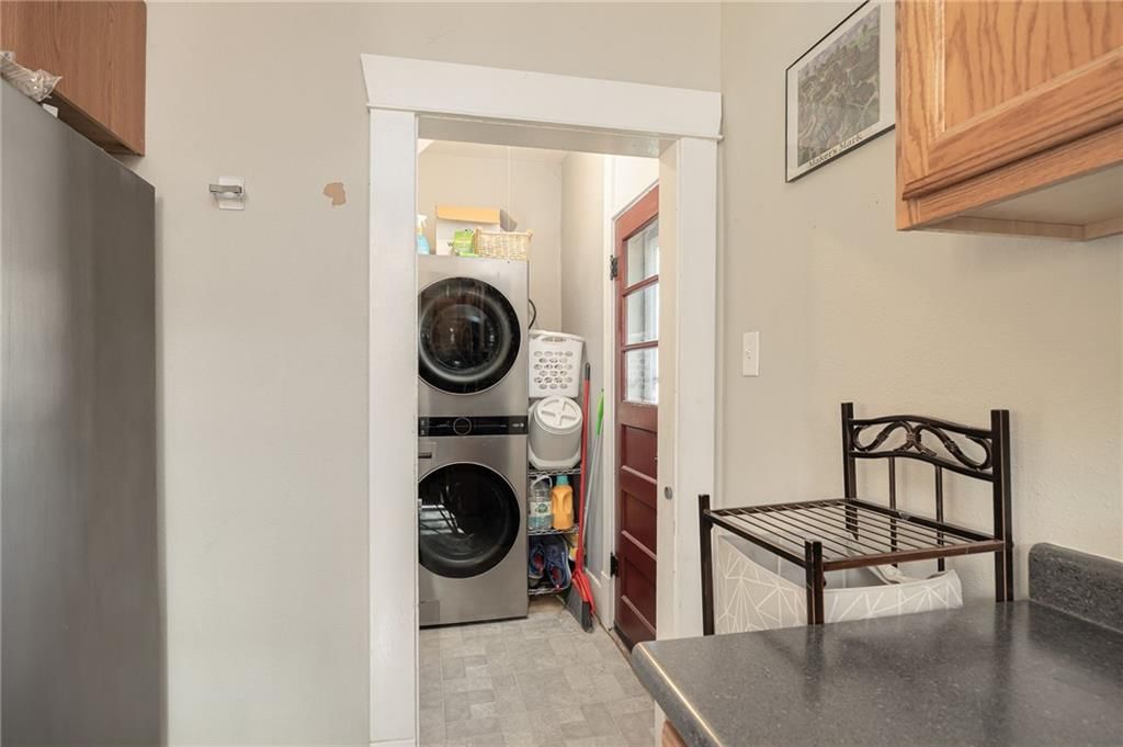 809 W William Street — photo 9