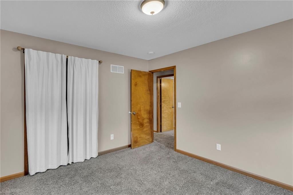 1606 W Pelham Path — photo 24