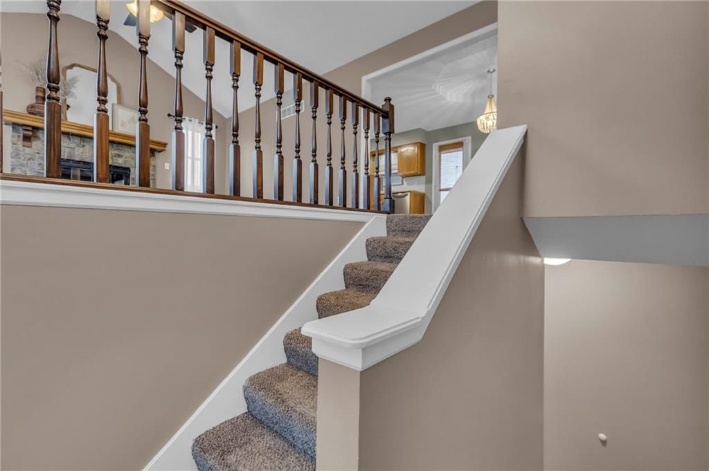1606 W Pelham Path — photo 4