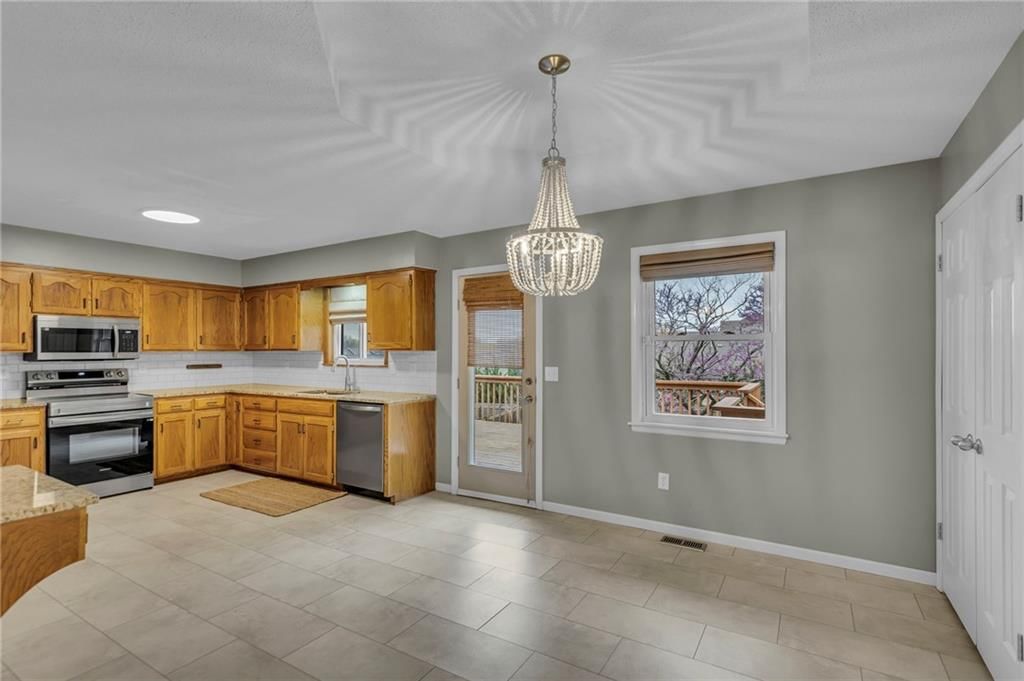 1606 W Pelham Path — photo 10