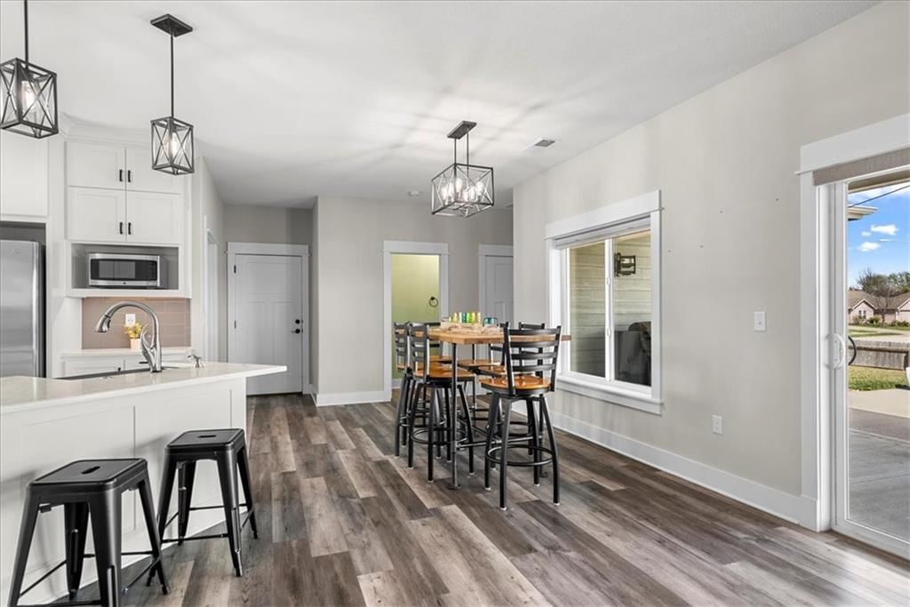 2622 S Fir Terrace — photo 11