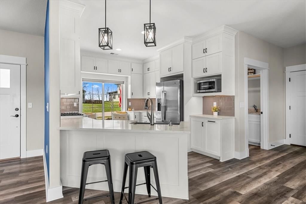 2622 S Fir Terrace — photo 12