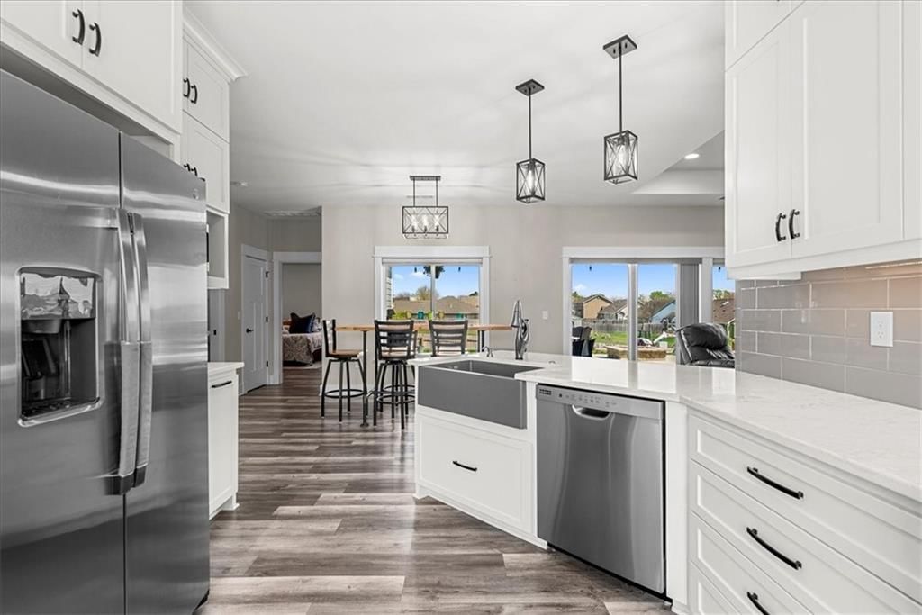 2622 S Fir Terrace — photo 16