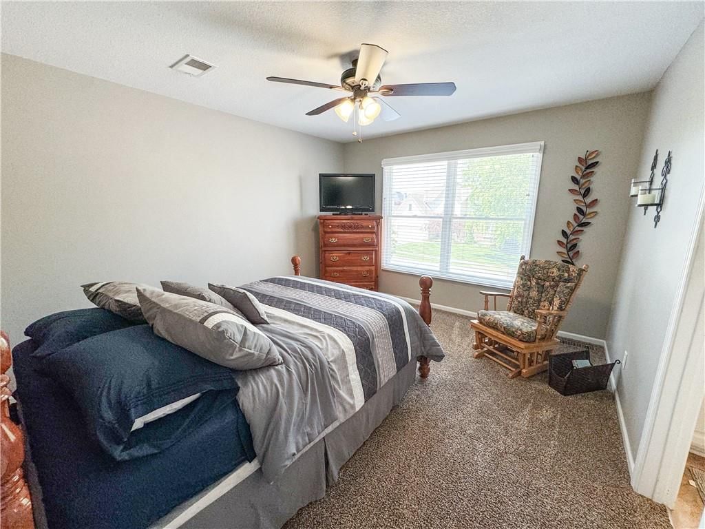 305 SE Sumpter Drive — photo 27