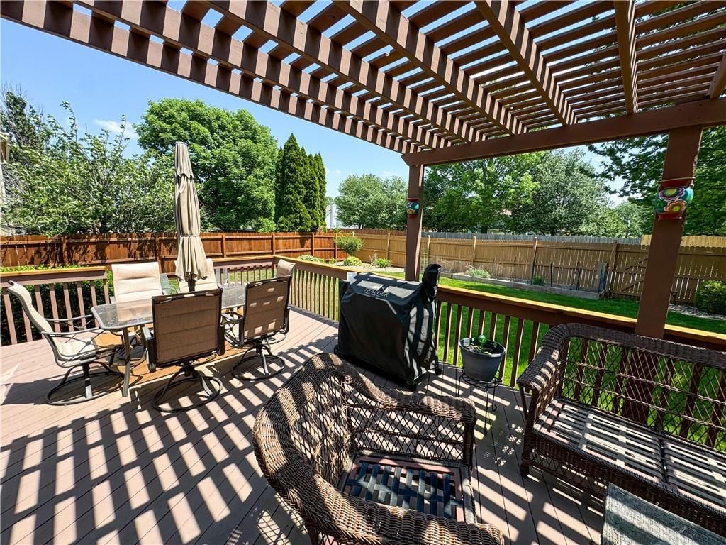 305 SE Sumpter Drive — photo 36