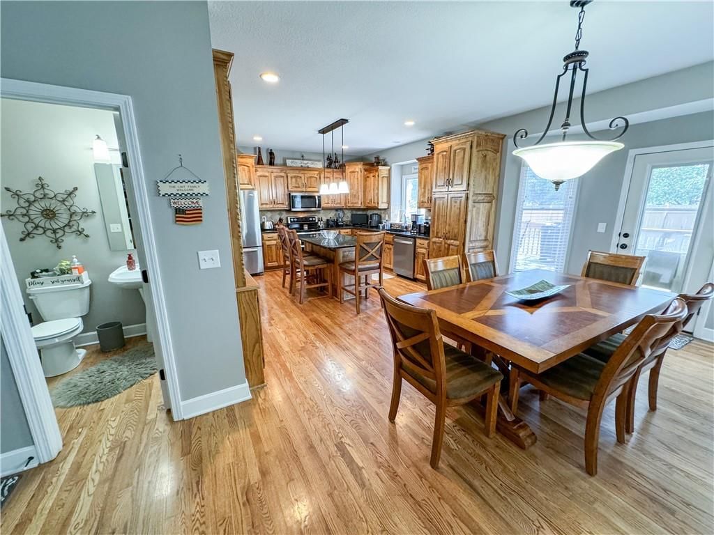 305 SE Sumpter Drive — photo 9