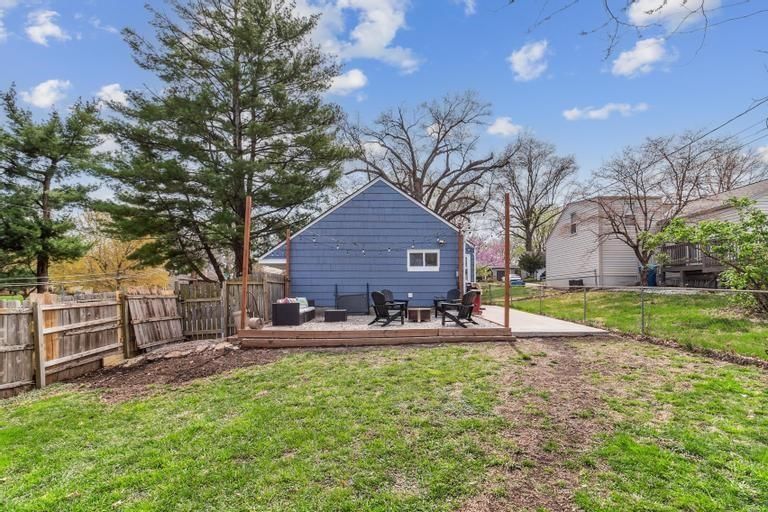 1900 W 73rd Street — photo 30
