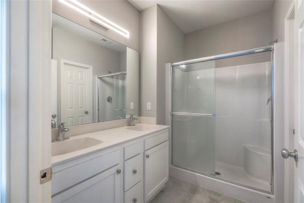 12334 N Pomona Avenue — photo 18