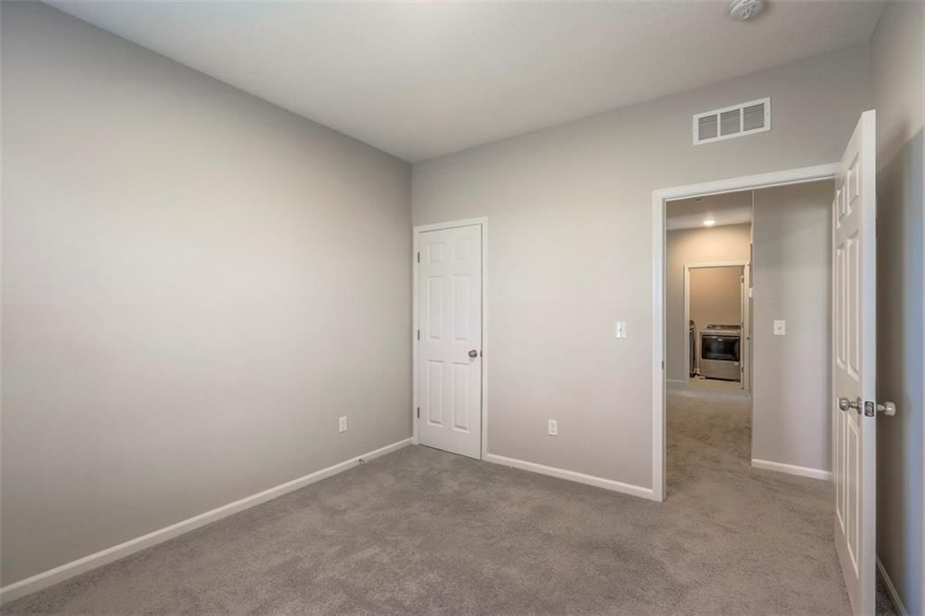 12334 N Pomona Avenue — photo 20