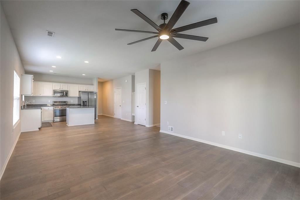 12334 N Pomona Avenue — photo 10