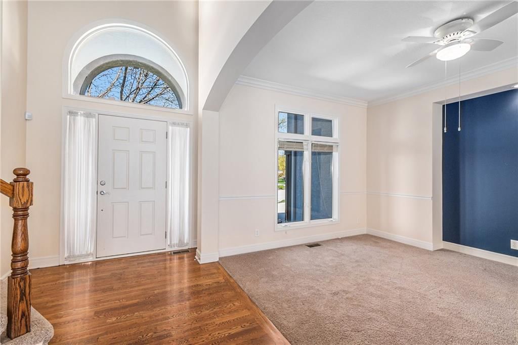 8000 Agron Drive — photo 2