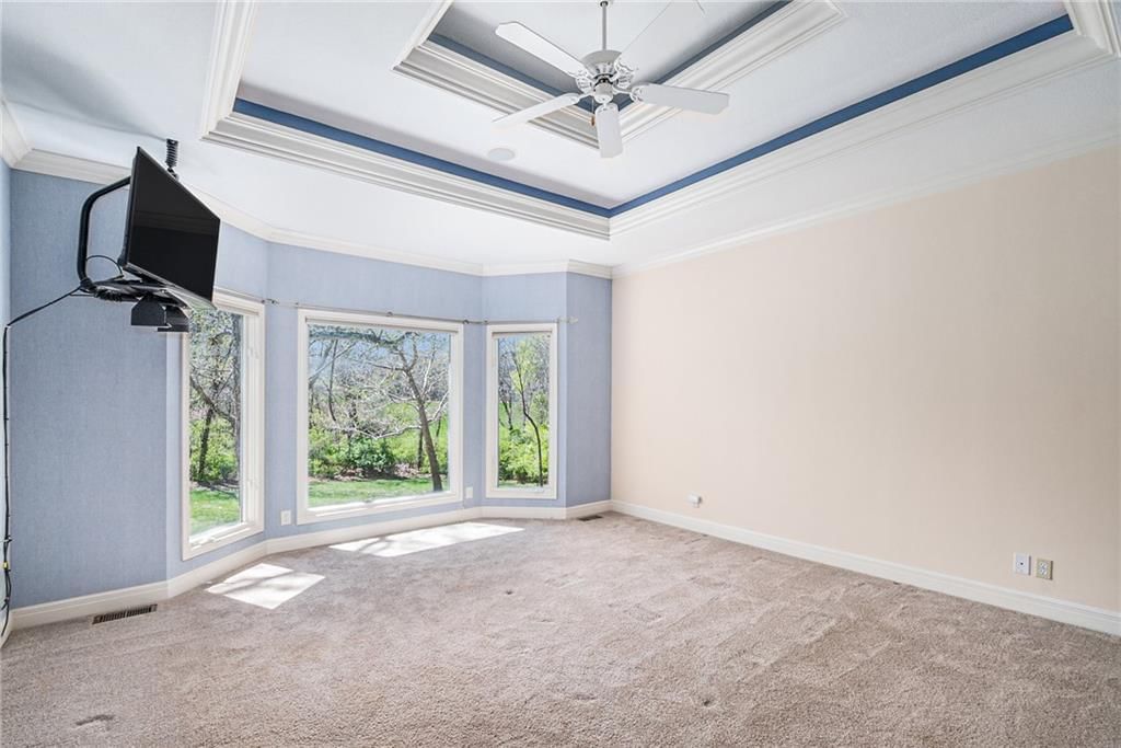 8000 Agron Drive — photo 14