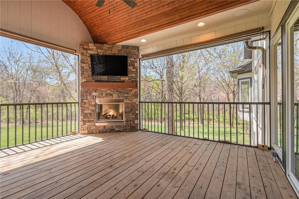8000 Agron Drive — photo 36