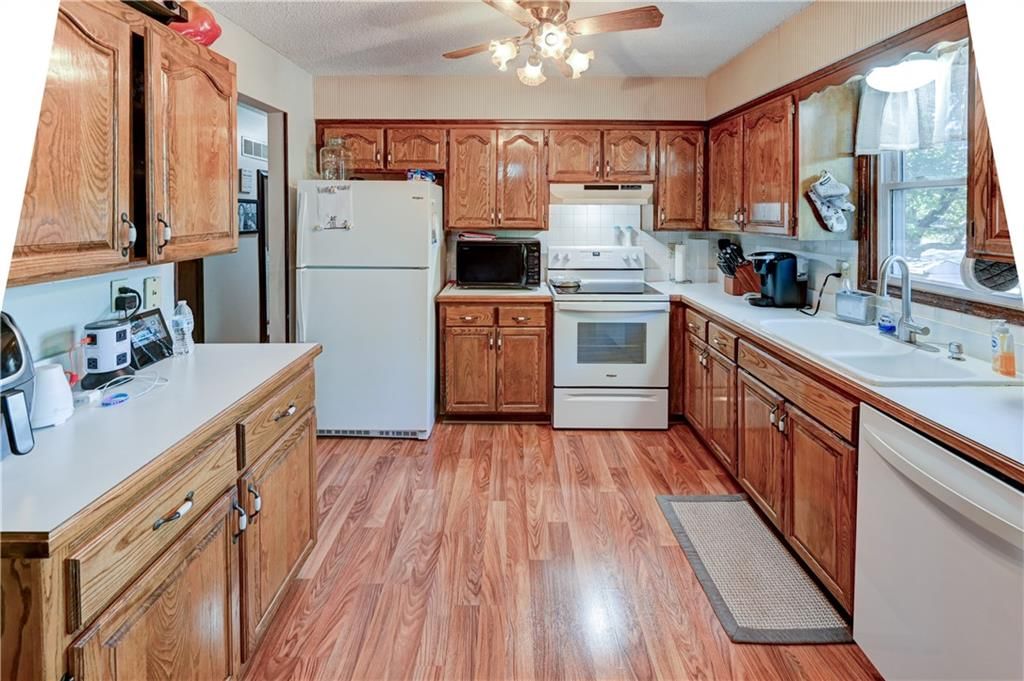 1509 Lawndale Avenue — photo 24
