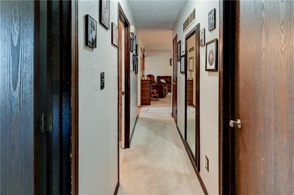 1509 Lawndale Avenue — photo 32