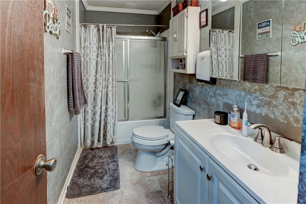 1509 Lawndale Avenue — photo 33