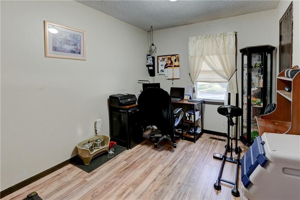 1509 Lawndale Avenue — photo 34