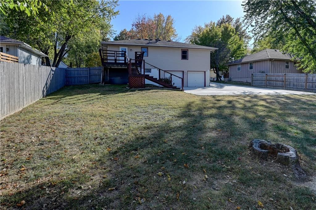 1509 Lawndale Avenue — photo 8