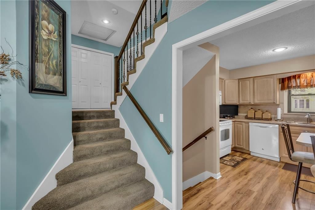 15205 S Locust Street — photo 15