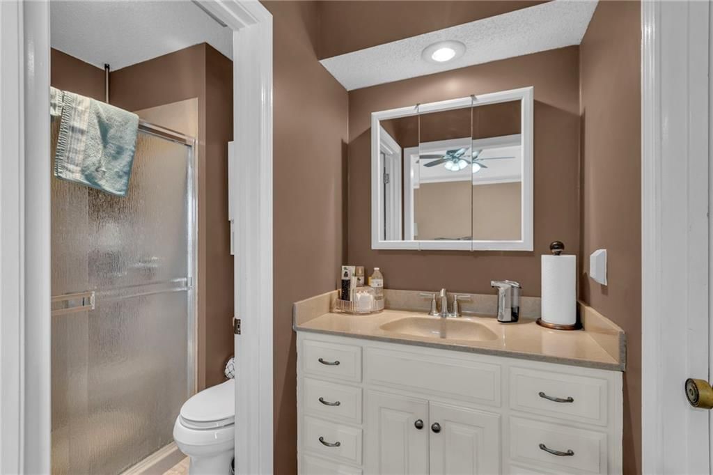 15205 S Locust Street — photo 19