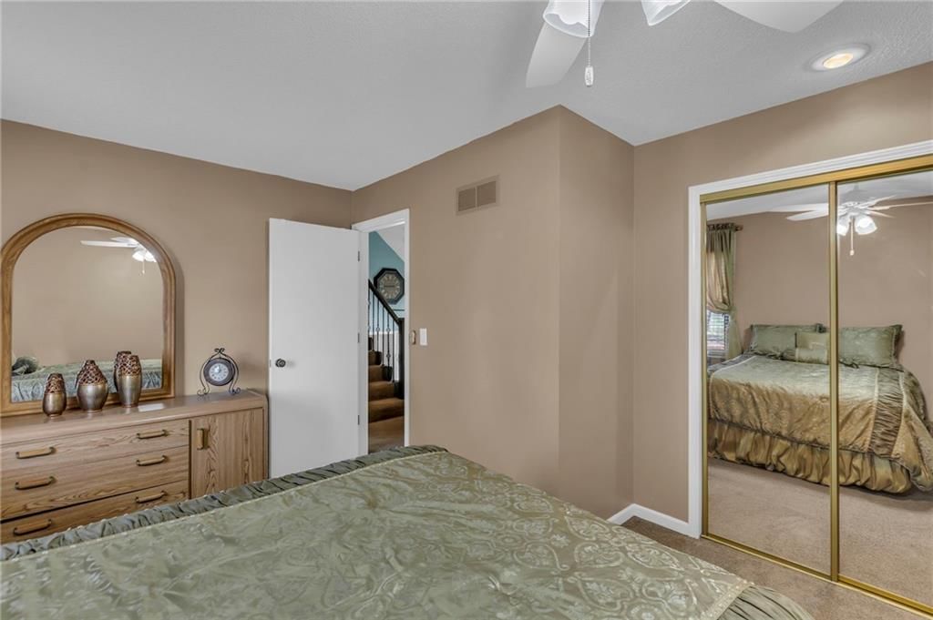 15205 S Locust Street — photo 21