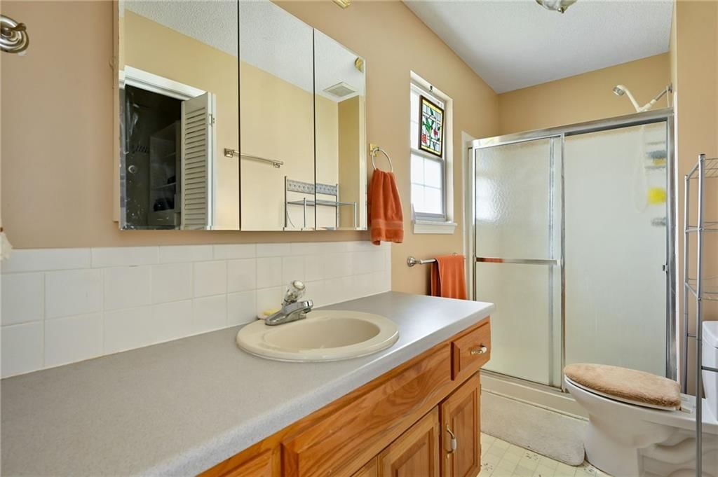 1323 NE Ridgeview Drive — photo 12