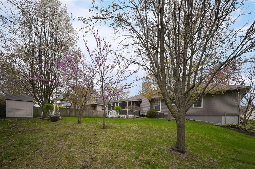 1323 NE Ridgeview Drive — photo 20