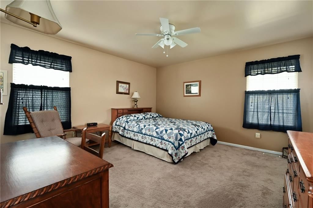 1323 NE Ridgeview Drive — photo 10