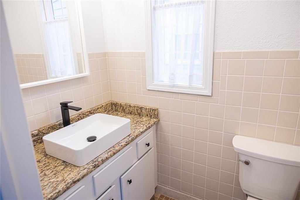 216 W 70th Terrace — photo 15