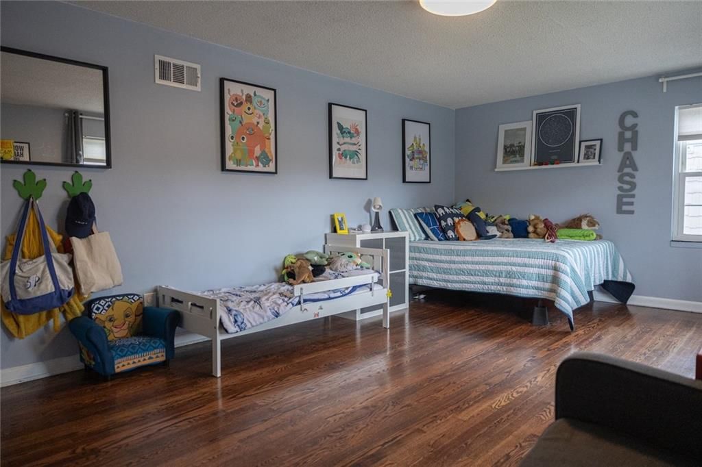 216 W 70th Terrace — photo 27