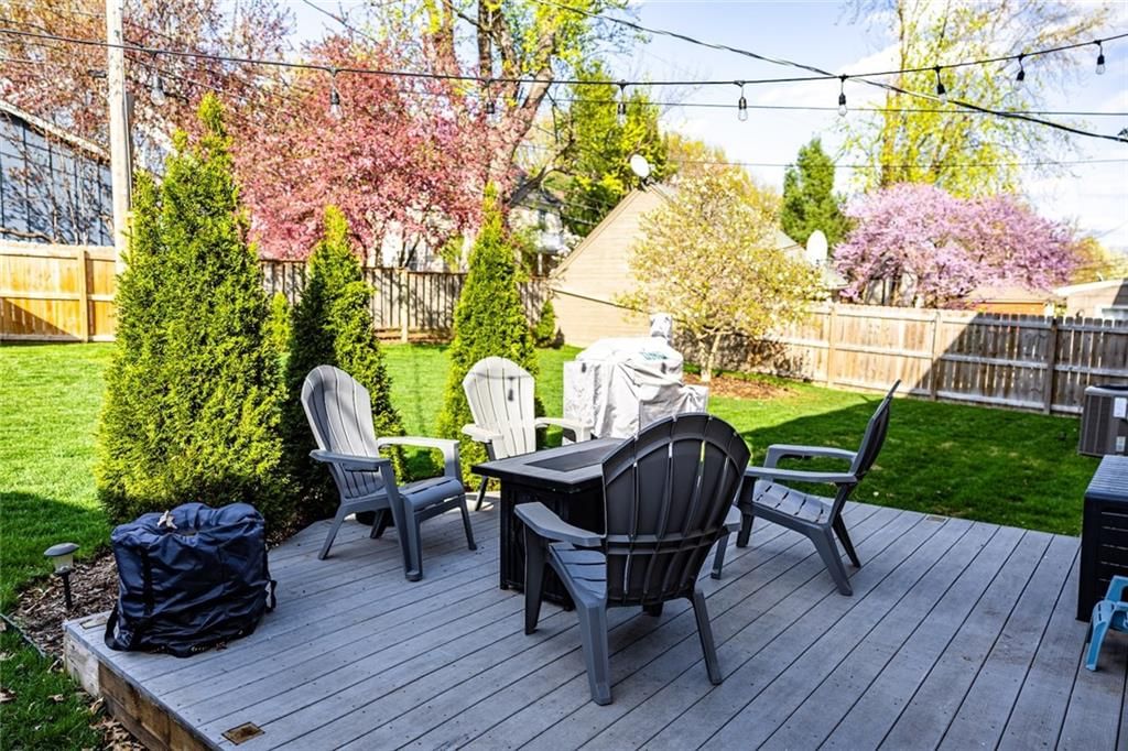 216 W 70th Terrace — photo 35