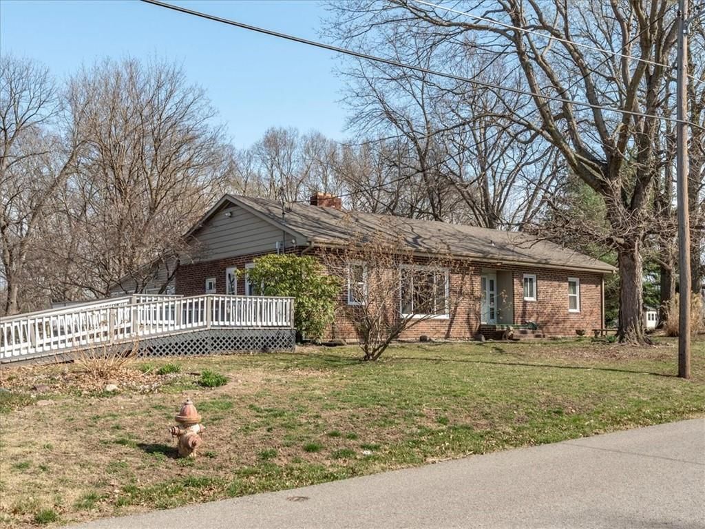 917 S 39th Street — photo 38