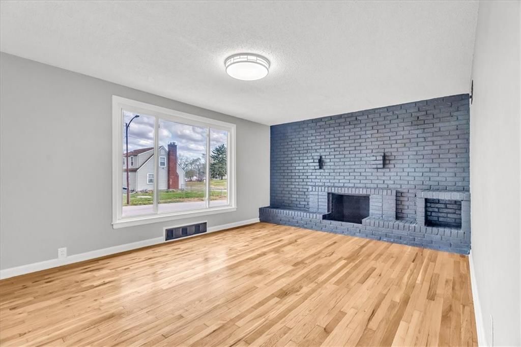 2026 N 33rd Terrace — photo 5