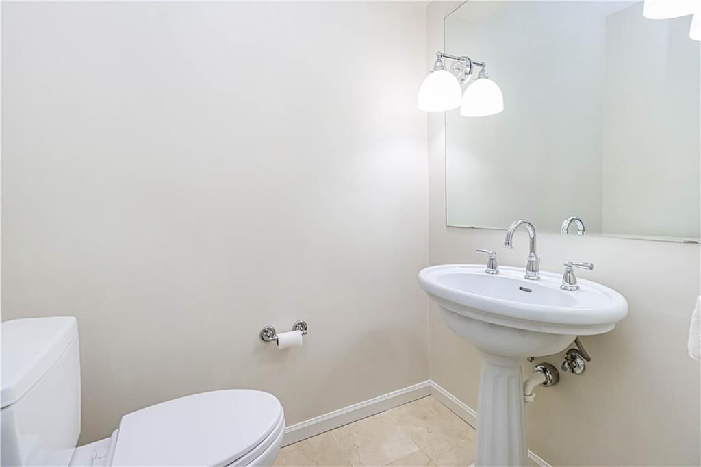 8544 Roe Avenue — photo 44