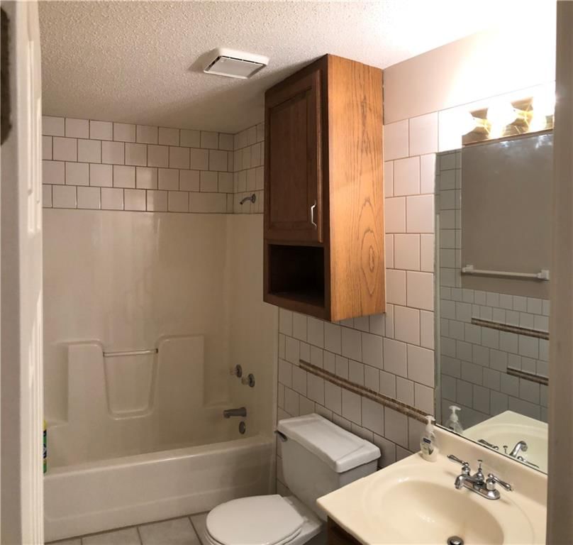 2811 Spring Garden Street — photo 4