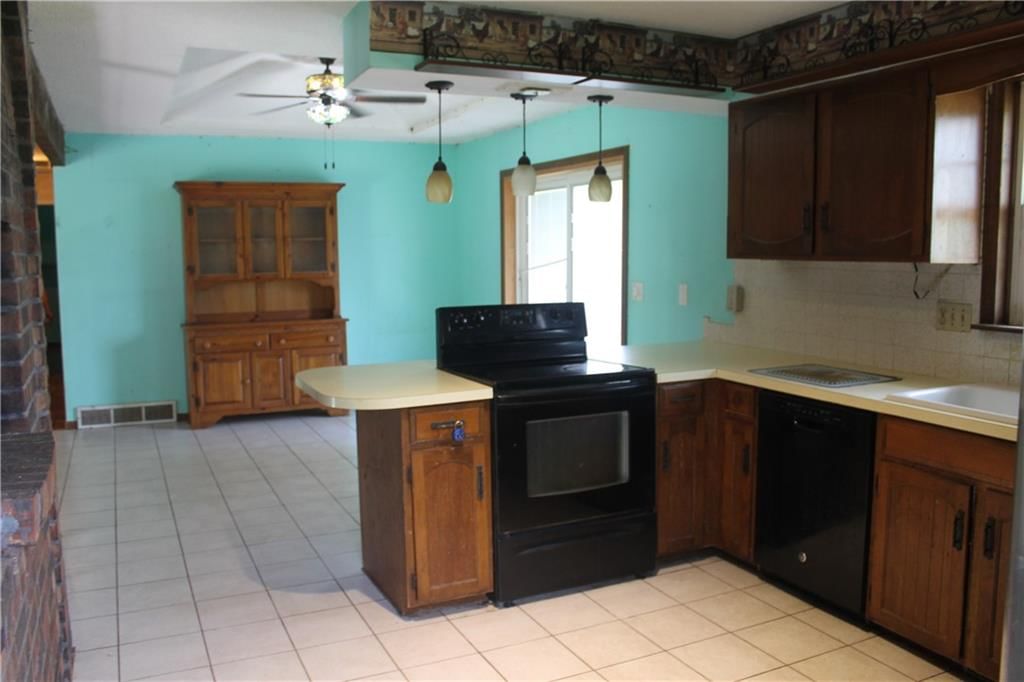 25770 Tonganoxie Drive — photo 15