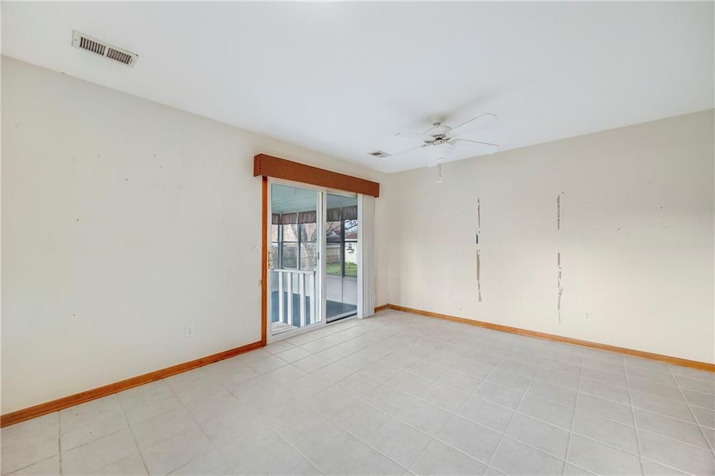 701 Broadway Street — photo 9