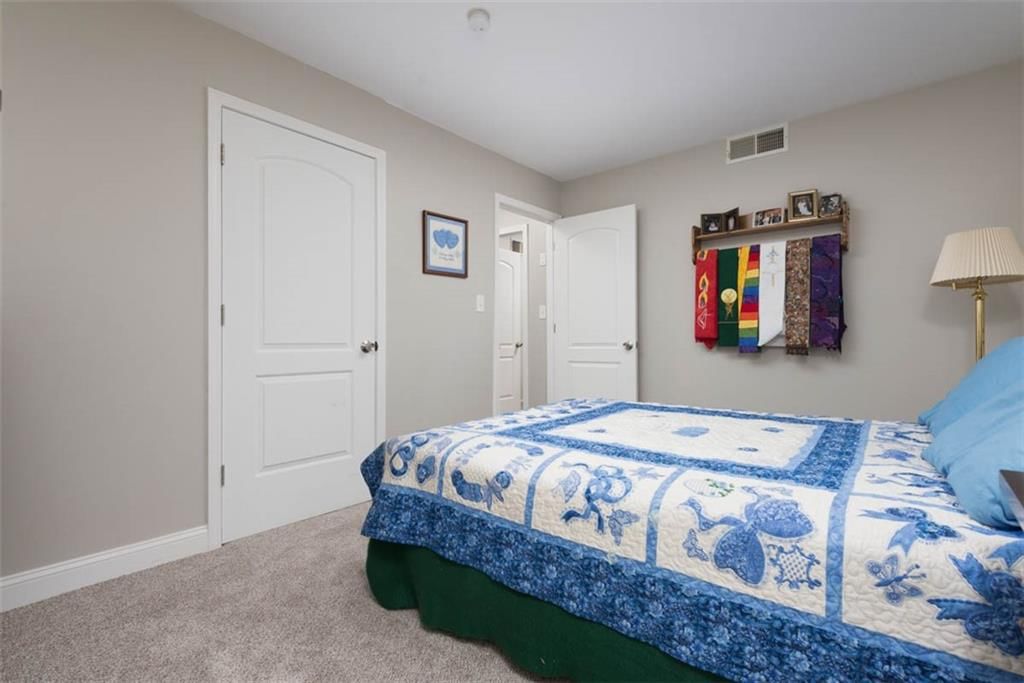 6025 W 87th Terrace — photo 32