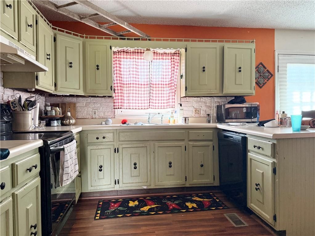 2701 Sportsman Road — photo 5