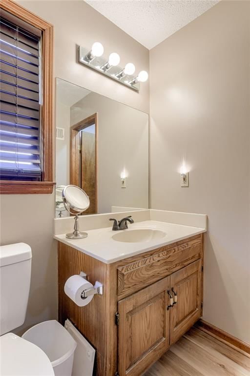 8225 N Forest Avenue — photo 17