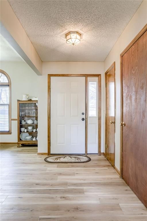 8225 N Forest Avenue — photo 5